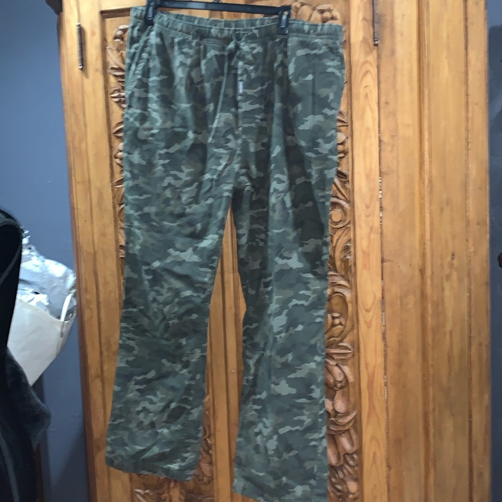 EUC Eddie Bauer camo flannel pj pants 2XL Tall
